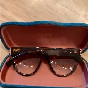 Gucci | Accessories | Gucci Tortoiseshell Oversize  display picture 1